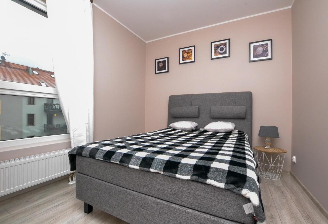Apartament Diamentowy Z Garazem -Centrum Gliwic Gliwice Exterior photo